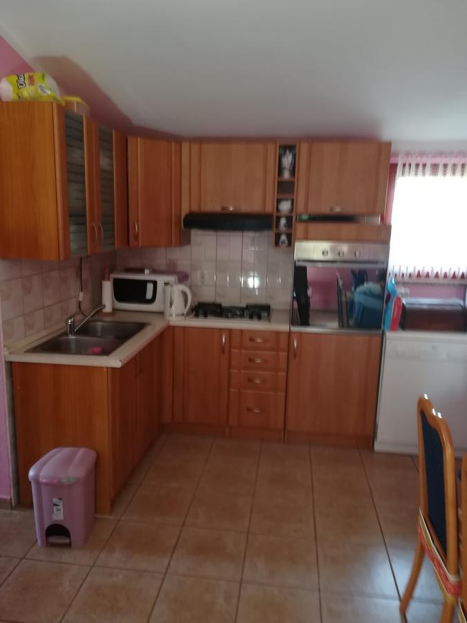 Apartment Matej Šišan Esterno foto